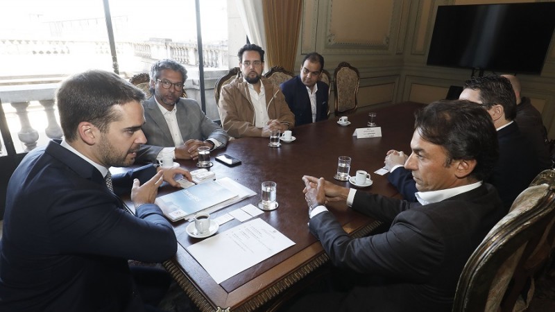 Governador recebe representantes do grupo ACCOR