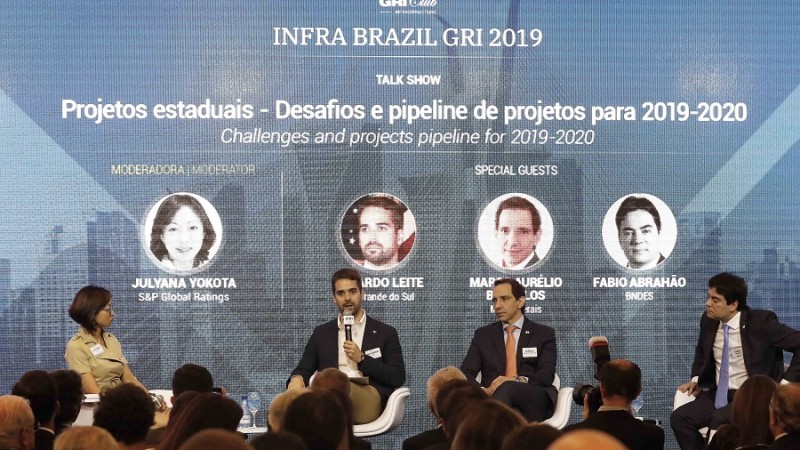 SÃO PAULO, SP, BRASIL, 30/10/2019. Governador Eduardo Leite participou da 5ª edição do InfraBrazil GRI – onde falou sobre “Projetos estaduais - Desafios e pipeline de projetos para 2019-2020”, ao lado do Diretor de Infraestrutura do BNDES, Fabio Abrahão e