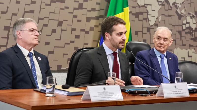 BRASÍLIA, DF, BRASIL, 26/11/2019 - Governador participa de audiência pública no Senado sobre PL 1.645, que reestrutura carreiras militares