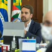 PORTO ALEGRE, RS, BRASIL, 23.10.2020 - Anúncio da Junta Comercial de isenção de taxas, por 90 dias, para a abertura de empresas. Fotos: Gustavo Mansur/ Palácio Piratini