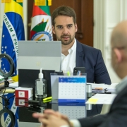 PORTO ALEGRE, RS, BRASIL, 23.10.2020 - Anúncio da Junta Comercial de isenção de taxas, por 90 dias, para a abertura de empresas. Fotos: Gustavo Mansur/ Palácio Piratini