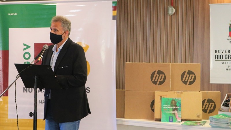 Entrega Programa Educação Gaúcha Conectada