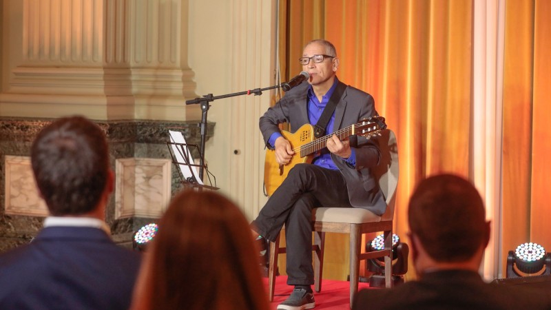 PORTO ALEGRE, RS, BRASIL, 1.9.2018. Governador Eduardo Leite, participa do Sarau 100 anos do Palácio Piratini, na noite desta quarta-feira (1/9). Foto: Itamar Aguiar/ Palácio Piratini
