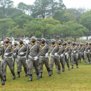 Em 18/11, a BM realizou a formatura do Curso Básico de Formação da Polícia Militar, com o ingresso de 865 soldados na corporação