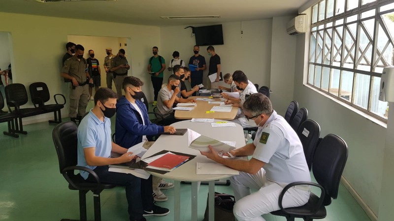 Exame saúde soldados BM
