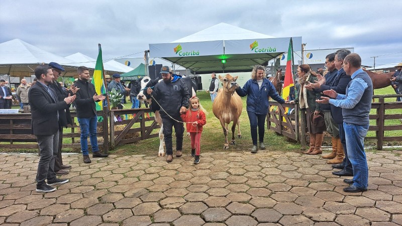 Abertura Fenasul Expoleite (5)