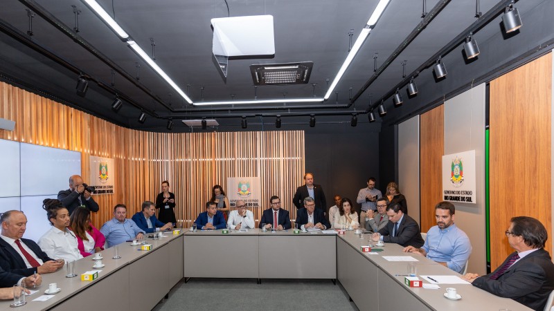 Leite reunião com Luiz Marinho