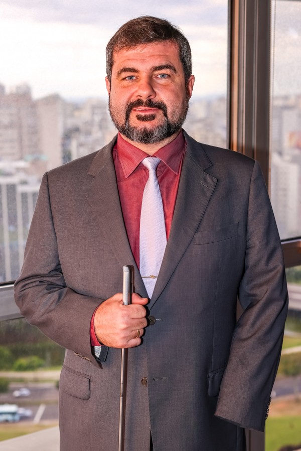 Moisés Bauer