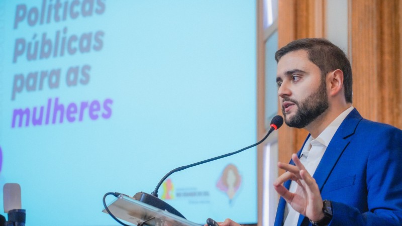 Vice governador palestra Tá Na Mesa, tema Violência contra a Mulherliberta