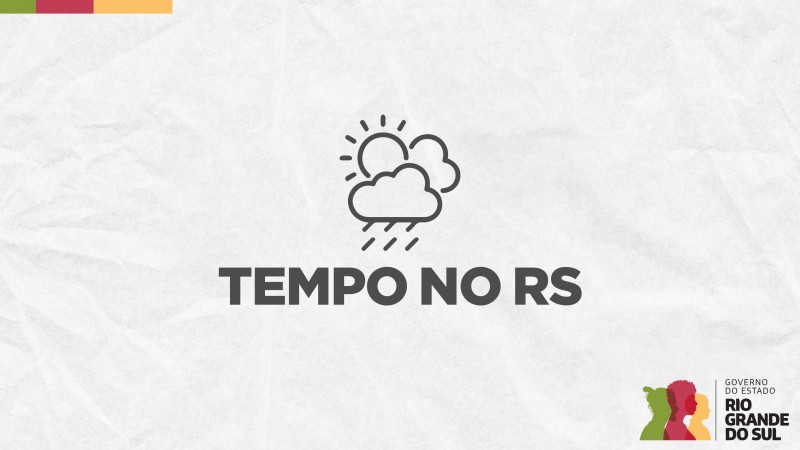Card em fundo cinza, no qual está escrito Tempo no RS ao centro, logo abaixo de um ícone composto por um sol entre nuvens com riscos que representam a chuva. No canto inferior direito está a logomarca utilizada pela gestão 2023-2026 do governo do Rio Grande do Sul.
