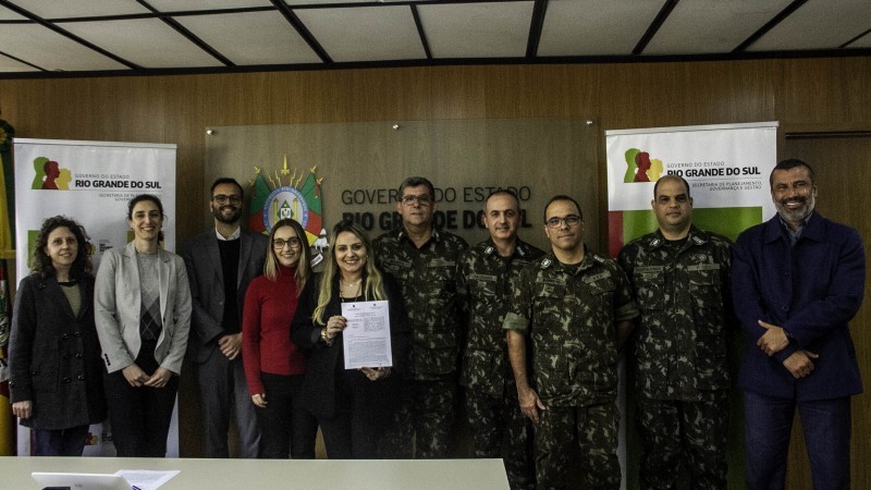 Acordo de coopera&ccedil;&atilde;o com Ex&eacute;rcito Brasileiro   mapeamento cartogr&aacute;fico