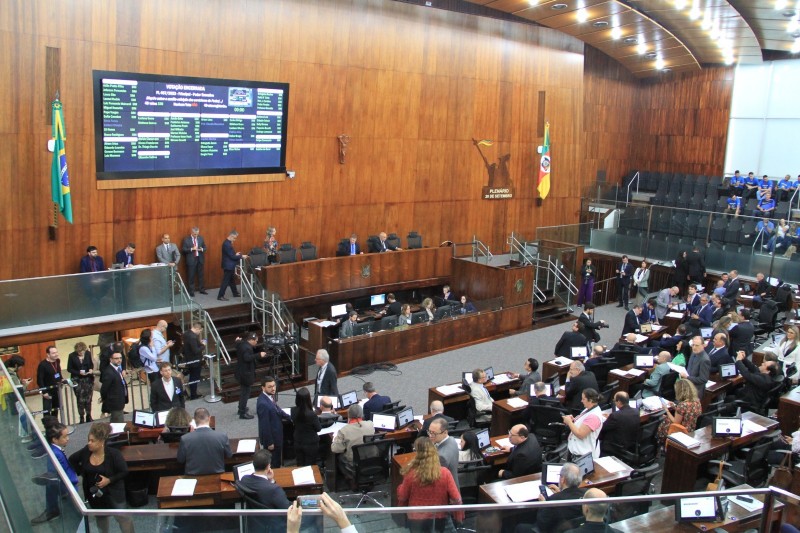 Por unanimidade, deputados aprovam mudanças na remuneração do IGP