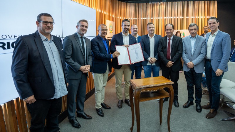 Estado formaliza convênios do A Casa é Sua para construir 402 casas em seis municípios