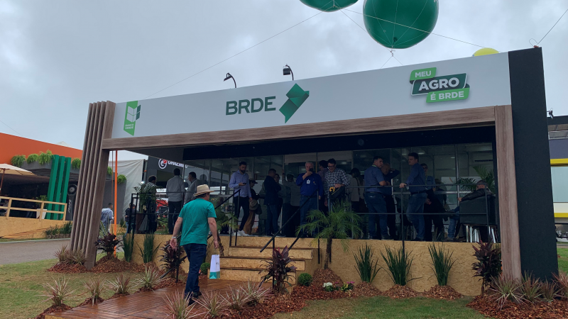 Estande BRDE na Expodireto 02