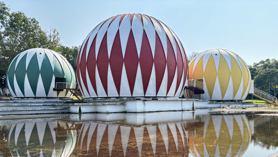 Esferas e muros da Expointer são pintados   ago24