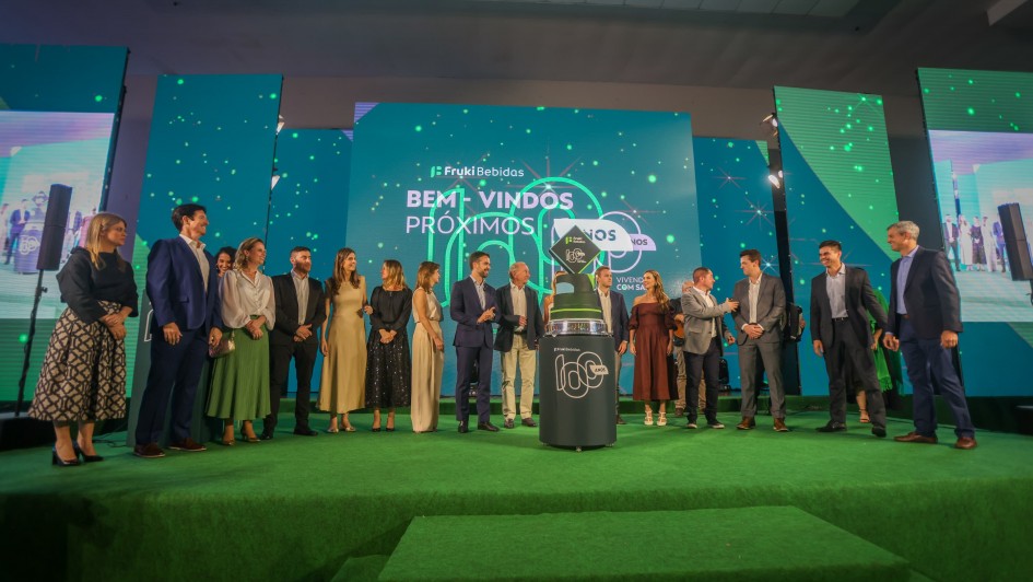 Governador prestigia festa de 100 anos da Fruki Bebidas em Lajeado