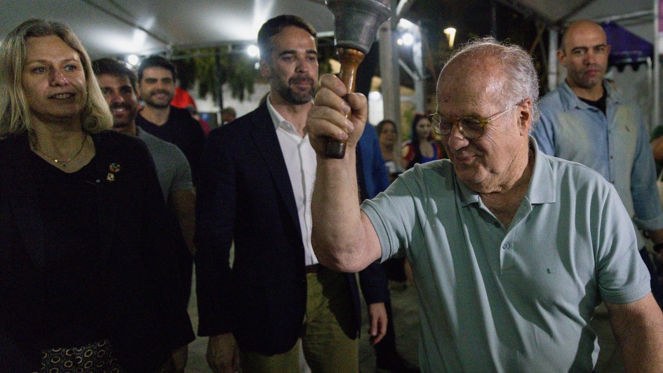 Governador Eduardo Leite Feira Livro Pelotas patrono seu pai professor José Luís Marasco Cavalheiro Leite OUT 2024 4