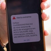 Aviso cell broadcast