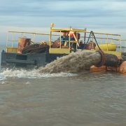 Dragagem emergencial do Canal Itapuã é iniciada   nov24