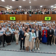 Municípios que mais vacinaram no Estado recebem prêmio