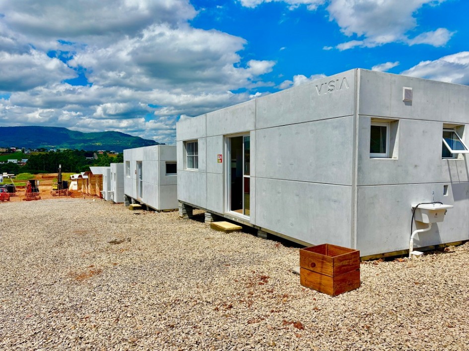 Módulos têm estrutura de aço galvanizado e concreto e elementos que garantem conforto para os moradores -Foto: Jorge Fuentes / Ascom Sehab