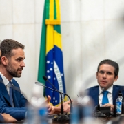 Leite em reunião em Brasília com novo presidente da Câmara dos Deputados 2025