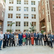 Foto posada dos participantes da primeira reunião durante a missão aos Paíse Baixos.