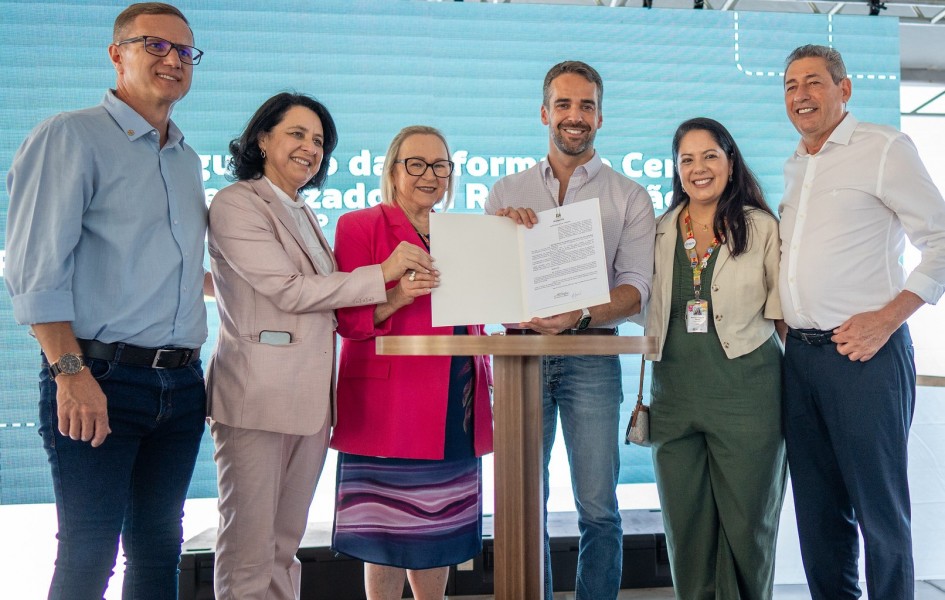 Em Giruá, também foi anunciada a abertura do sétimo Serviço Especializado de Referência à Saúde da Mulher no Estado -Foto: Mauricio Tonetto/Secom