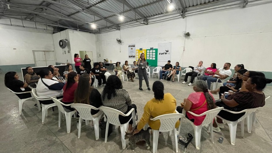 Comitê Científico conversa com a comunidade do bairro Rio Branco em Canoas 