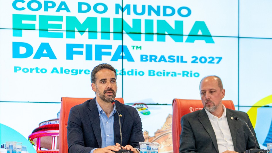 Eduardo Leite durante anúncio da Copa do Mundo Feminina da Fifa