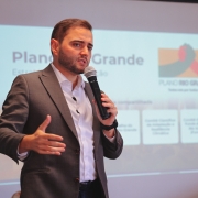 Gabriel Souza no balanço de um ano da enchente