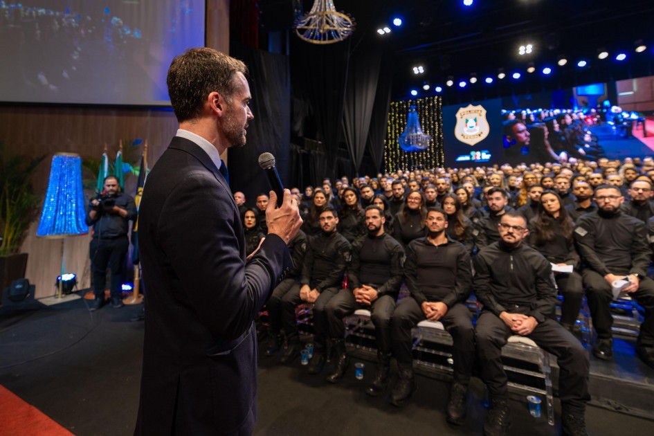 Leite na formatura de novos servidores do Sistema Penal