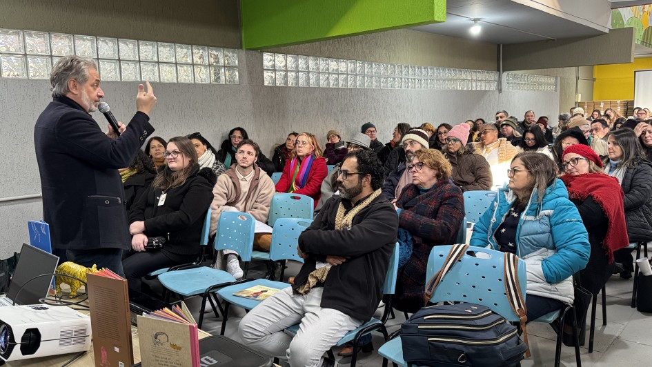 Projeto Autor Presente realiza formação sobre literatura para professores da Rede Estadual jul25
