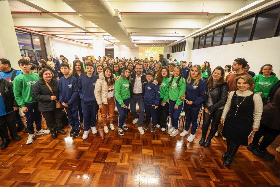 Geral Governador realiza abertura oficial do 1° Encontro Presencial do Conselho de Participação Estudantil