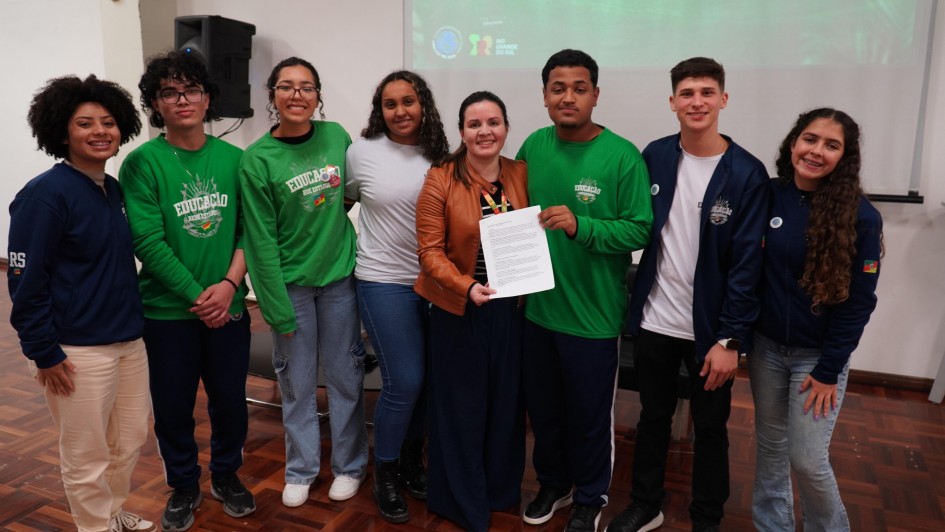 Segundo dia da Mini COP 2025 contou com palestras e elaboração da Declaração da Juventude Gaúcha pelo Clima