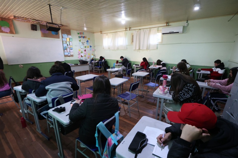 Desde 2023, a Escola Leopoldo Meinen recebeu quase meio milhão de reais para a execução de obras e ações pedagógicas -Foto: Luís André/Secom