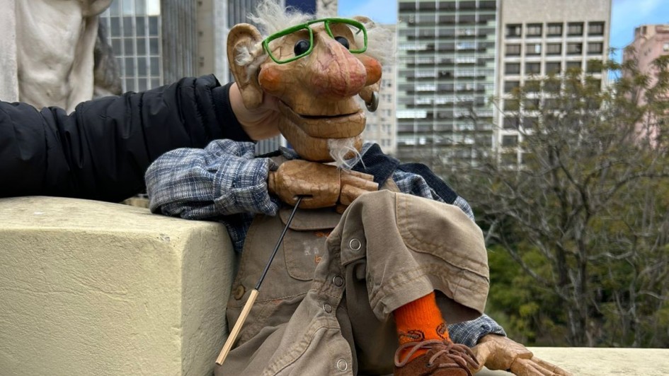 O boneco Memorélio será uma das atrações da programação do Memorial do RS para o Dia do Patrimônio Foto Caroline Si