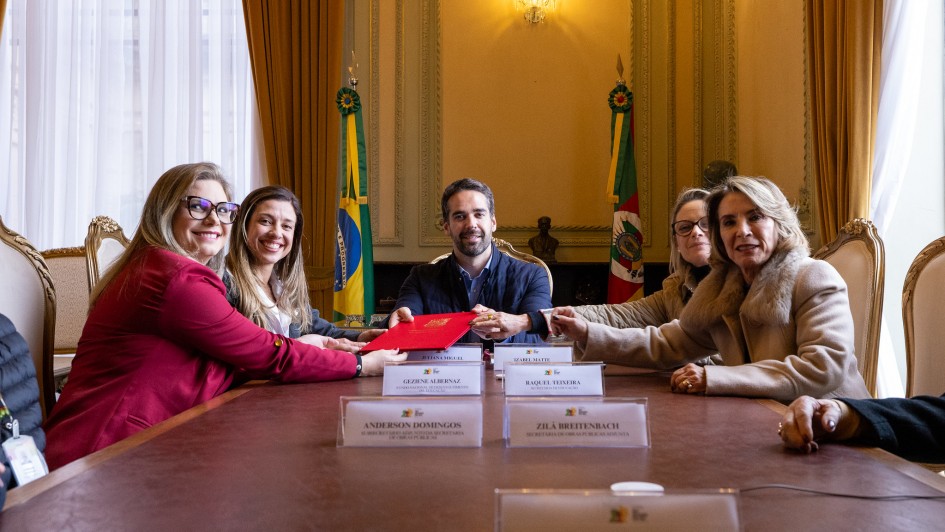 Projeto de construção de escolas do governo Eduardo Leite será adotado pelo Ministério da Educação   ago25