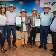 BRDE celebra R$ 37 milhões em novos financiamentos para cooperativas gaúchas