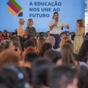 Governador e secretárias na inauguração das obras do IE   fev24