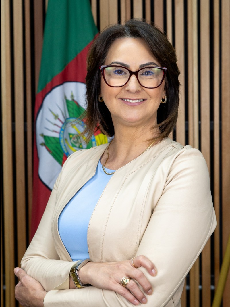 Secretária Fábia Richter