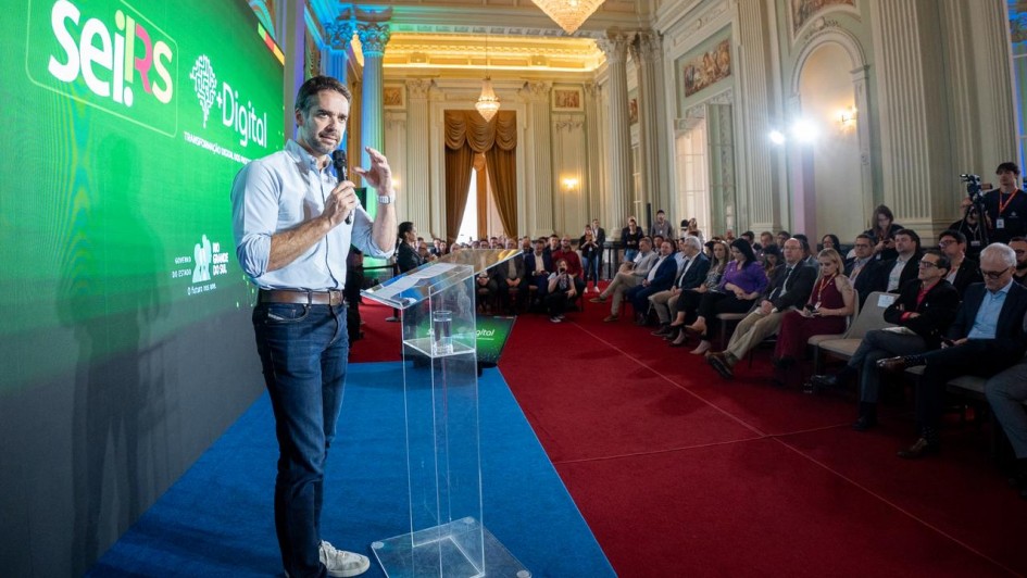 Leite lança o RS+Digital, programa de desenvolvimento municipal do Estado   17nov25
