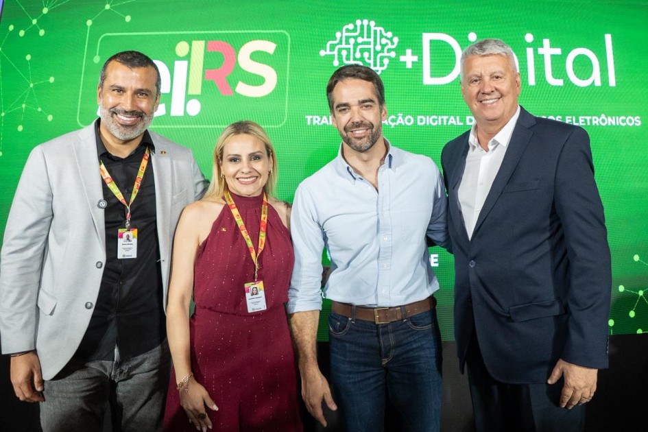 Secretária Danielle e Leite ressaltaram importância da integração dos serviços digitais -Foto: Maurício Tonetto/Secom