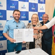 Vice governador anuncia repasse de R$ 6,34 milhões para ações de saúde na Operação Verão Total   5dez25