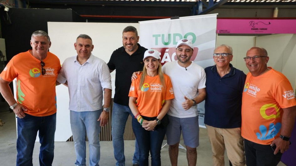 Documento foi assinado pelo vice-governador com a presença da titular da SPGG, Danielle Calazans