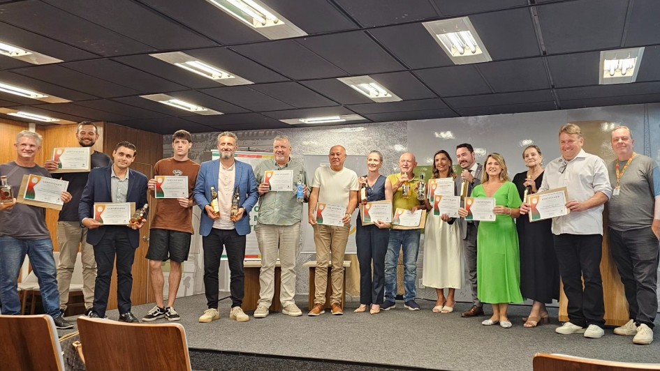 Foto da entrega de certificados