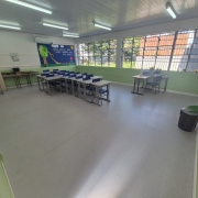 Sala de aula após reforma na Escola Estadual de Ensino Fundamental Professor Augusto Meyer, em São Leopoldo