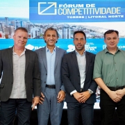 F&oacute;rum de Competitividade em Torres projeta futuro do Litoral Norte   fev26