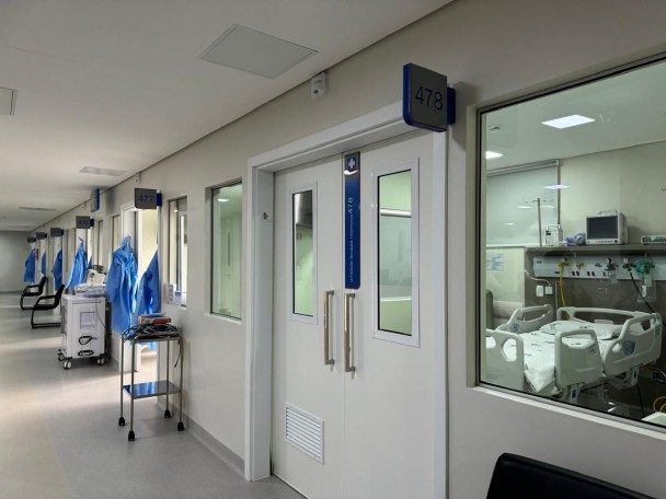 Imagem da nova UTI para adultos no Hospital Geral Caxias do Sul