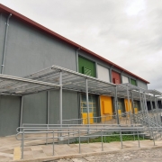 Audit&oacute;rio do instituto Crist&oacute;v&atilde;o de Mendoza, em Caxias do Sul, ap&oacute;s recupera&ccedil;&atilde;o e pintura